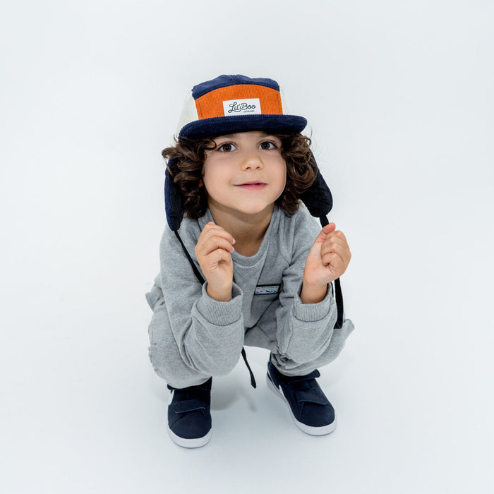 Keps, manchesterblock 5-panel med öron - Navy / Caramel (Storlek M, 1,5-3 år)